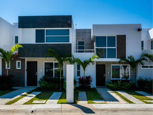 Casa En Venta En Acapulco, Dream Diamante, Playa Bonfil, Exclusivo Club De Playa, Casa Club, Canchas De Paddle Y Tenis, Gimnasio