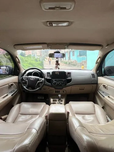 Toyota Fortuner 2.7l 4x2