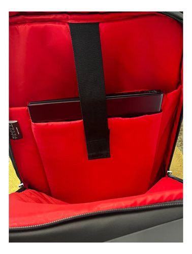 Mochila Alta Gama Modelo Aziel 25 Litros Color Negro Diseño De La Tela Liso