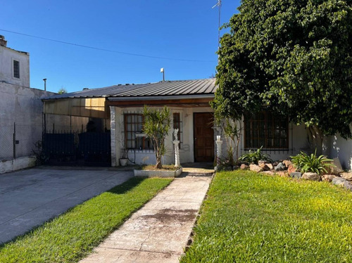 Imagen 1 de 3 de Venta Casa En Pilar Centro