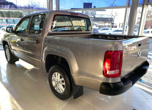 Imagen 2 de 25 de Volkswagen Amarok Trendline 4x2 Mt 2.0 Tdi 180 Cv 2022 0km 2