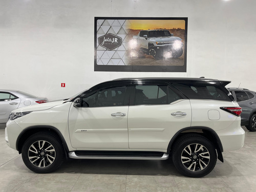 Toyota SW4 2.8 Tdi Srx 7l 4x4 Aut. 5p
