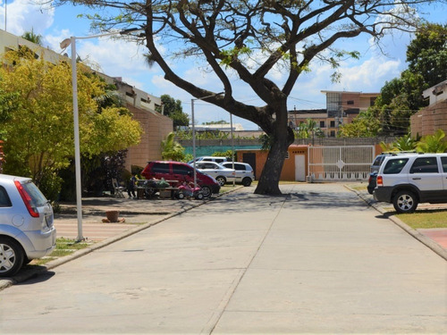 Imagen 2 de 16 de Town House En Venta En Sector Guayabal Valencia Carabobo Mm