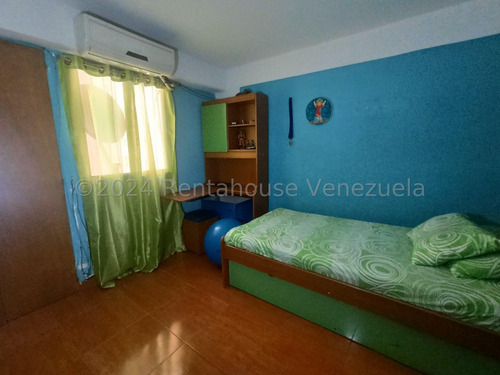 Apartamento En Venta En La Candelaria Eu 24-24453