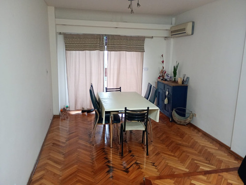 Alquiler! Semipiso 3 Ambientes Con Dependencia Juan Domingo Peron 3700 - Almagro