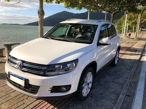 Volkswagen Tiguan 2.0 TSI 4 MOTION