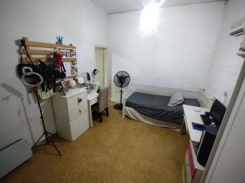 Casa En Venta - 2 Dormitorios 1 Baño - Quilmes