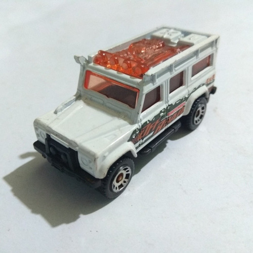 Matchbox Land Rover Defender Mbx Explorers  2016  Car