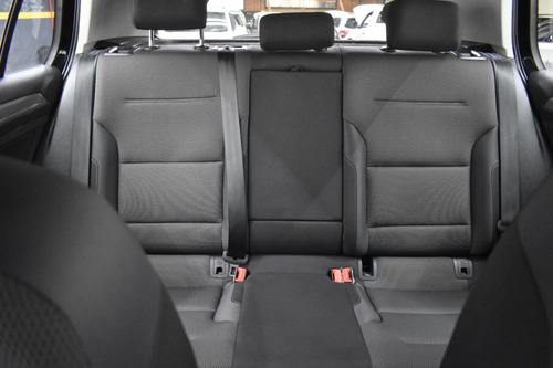 Imagen 12 de 14 de Volkswagen Golf Comfortline 1.4t Dsg 2016 Rpm Moviles