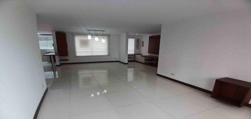 Apartamento En Arriendo Ubicado En Medellín Sector Laureles - Lorena (27263).