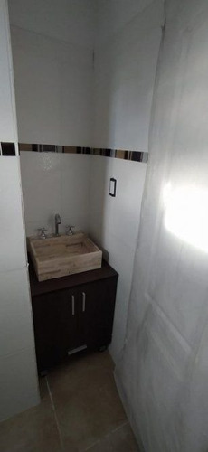 Imagen 10 de 19 de Magnifico Departamento En Venta De 4 Ambientes En Turdera