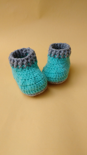 Escarpines Tejidos De Lana Para Bebes