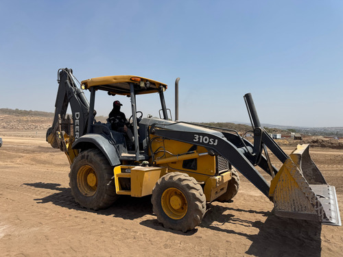 Retroexcavadora John Deere 310 Sj