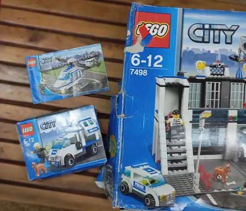 Lego City Estación, Helicóptero Y Camioneta De Policía Usado 7498 Lego City