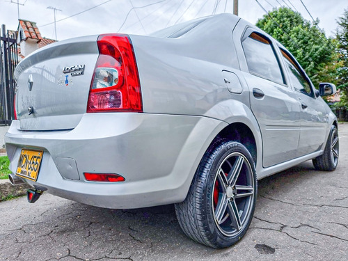 Renault Logan Familier