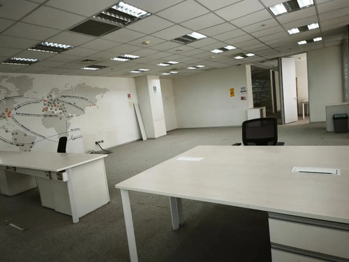 Full Habilitada  Sala Reuniones 5 Privados  Semi Amoblada 