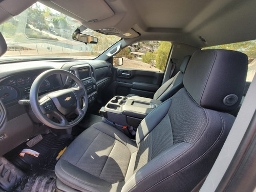 Imagen 5 de 6 de Chevrolet Silverado 4.3 Cab Reg 4x4 At