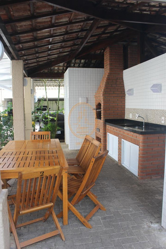 Apartamento Com 3 Dormitório(s) Localizado(a) No Bairro Areia Branca Em Santos / Santos - 6884