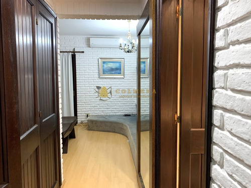 Excelente Residencia De 5 Dormitorios-ref:4553