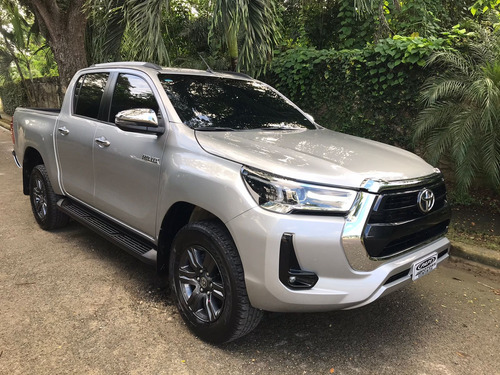 Toyota Hilux Srv 2022