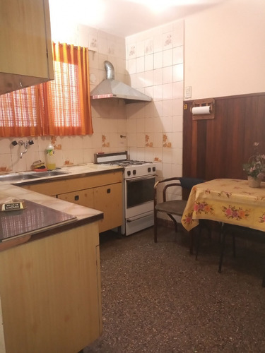 Imagen 4 de 20 de Venta De Ph Tres Amb. En Muy Buena Zona Centrica De San Martin