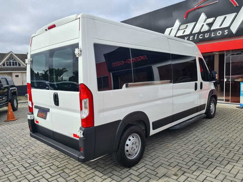 Imagem 7 de 15 de Peugeot Boxer Minibus 2.0 16l Turbo Diesel 2020