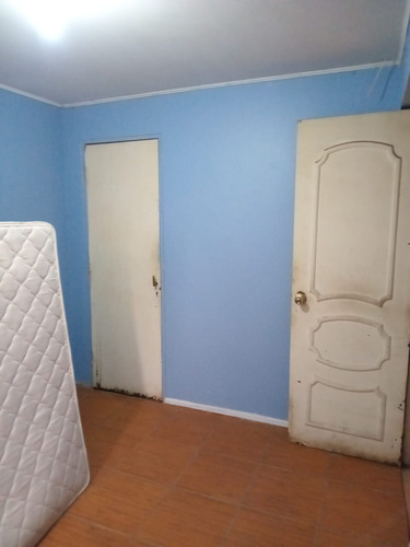 Sólida Casa En Comuna De El Bosque A Metros De Gran Avenida