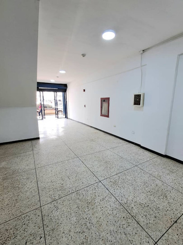 Se Alquila Local Comercial, Av. Bolivar Sur, Diagonal Plaza