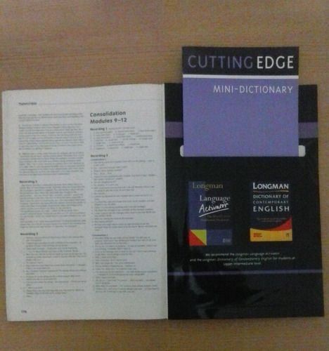 Cutting Edge Upper-intermediate Students' Book - Impecable