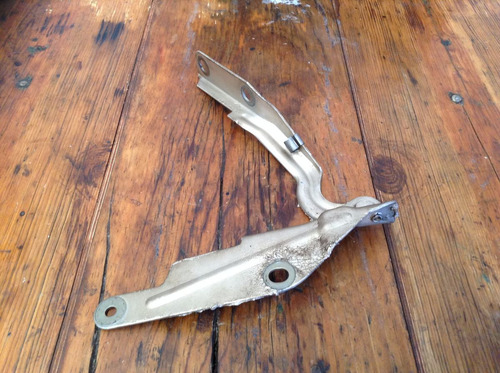 Bisagra De Cofre Derecha Cirrus Stratus Mod 95-00 Oem
