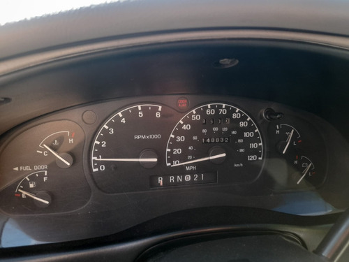Ford Explorer XLT AT 4X2 4.0 V6