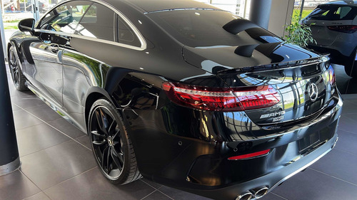 Imagen 22 de 25 de Mercedes-benz Clase E 2023 5.5 V8 E63 S 4matic+ 612 Cv