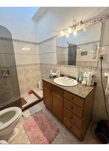 Casa Con Fondo En Malvín