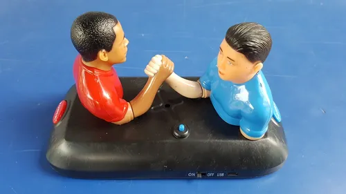 Juego Electrónico Gallitos, Vencidas, Lucha, Pulseadas