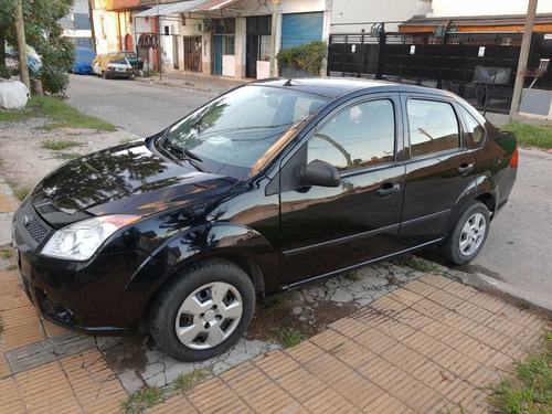 Ford Fiesta Max 1.6 Ambiente