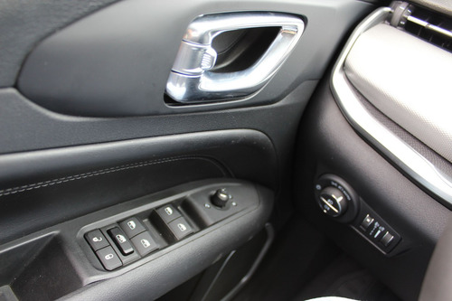 Jeep Compass 1.3 T270 TURBO LONGITUDE