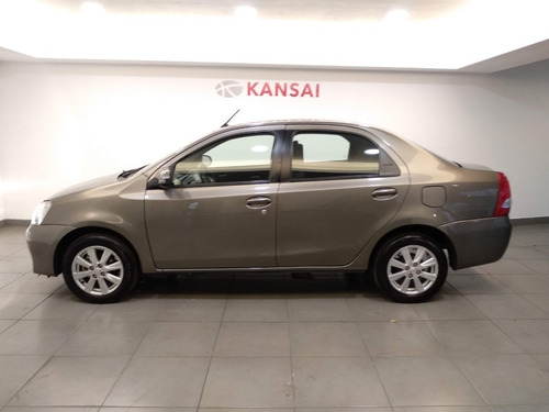 Toyota Etios Xls 1.5 6m/t