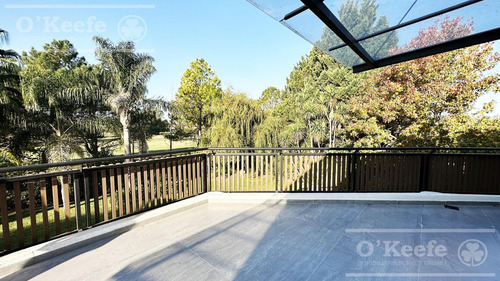 Imagen 28 de 30 de Casa En Venta De Categoría De Seis Ambientes En Abril Club De Campo