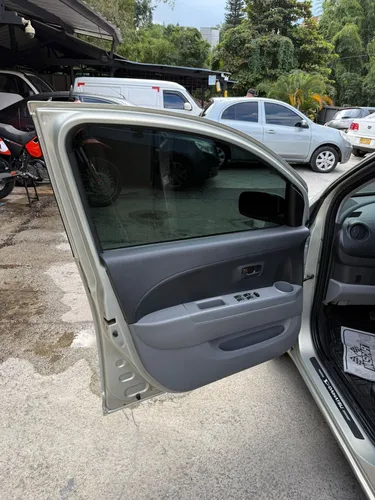Daihatsu Sirion 1.3l