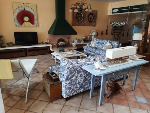 Imagem 2 de 20 de Casa - Lagoinha - 2061