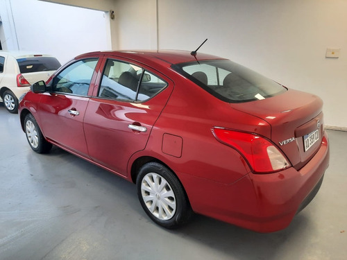 Nissan Versa Sense Pure Drive F3 At 2018 43.900 Km. Bordó