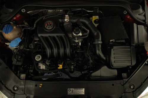 Volkswagen Jetta 2.0 L4 At