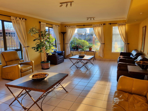 Se Vende Impecable Y Gran Departamento En Edificio Versalles