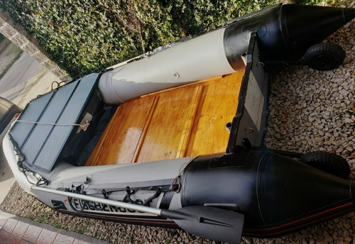 Imagen 7 de 10 de Gomon Inflable 4m -piso Y Quilla De Madera- Powertec 30hp 2t