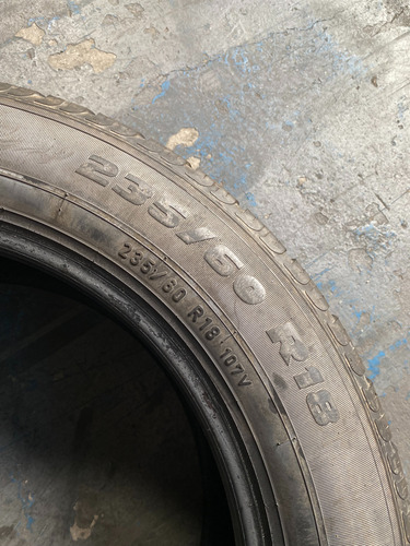 Par De Pneu Aro 18 Formula St 235/60r18 107v (Usado)