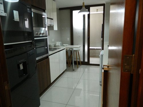 Buenos Espacios, 2 Dorm, 2 Baños, 2 Estac. Fte Colegio Hebre