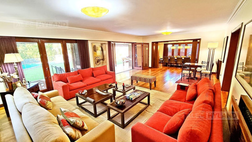 Imagen 4 de 30 de Casa Chalet Clásico En Venta Con Pileta En San Isidro- Las Lomas-jockey