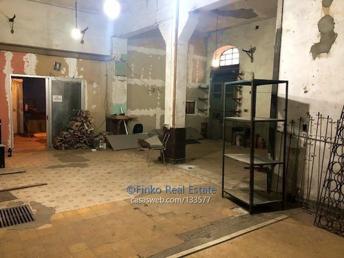 Local Comercial En Ciudad Vieja