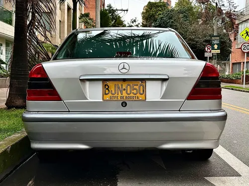 Mercedes-benz Clase C 2.4 Elegance 4 P