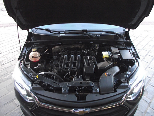 Chevrolet Onix plus 1.0 Lt 4p 6 marchas